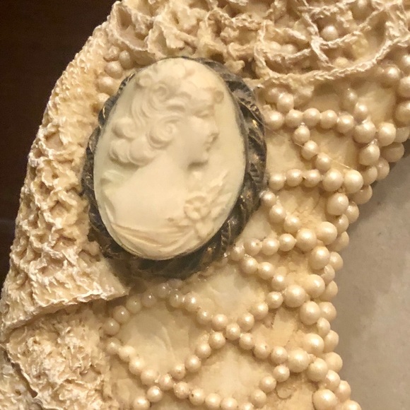 1993 United Design Corp. Cameo Bear Photo Frame - Picture 5 of 10